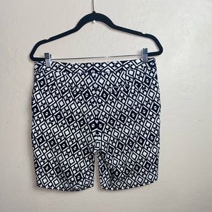 Mario Serrano women’s Bermuda shorts